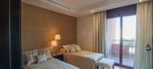 3-bedroom seafront apartment