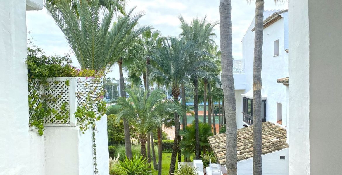Penthouse for sale in Puente Romano