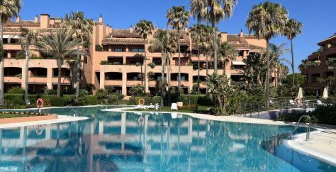 Luxury penthouse with panoramic sea views for sale