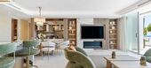 Frontline beach apartment in Puente Romano