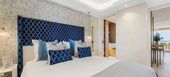 Frontline beach apartment in Puente Romano
