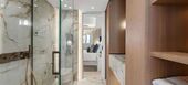 Frontline beach apartment in Puente Romano