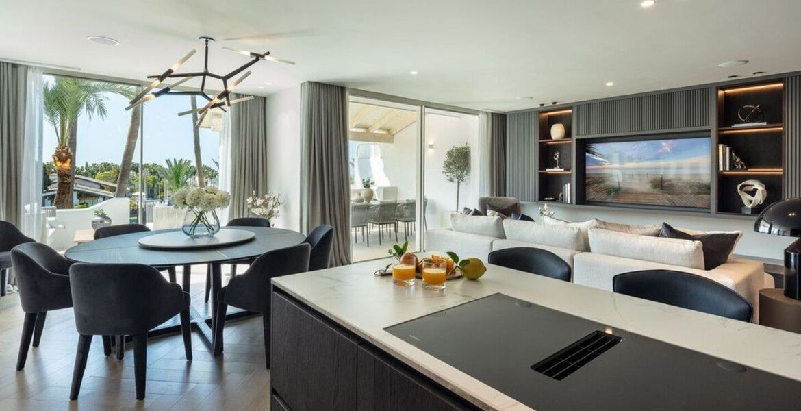 duplex Penthouse for sale in Marina Puente Romano