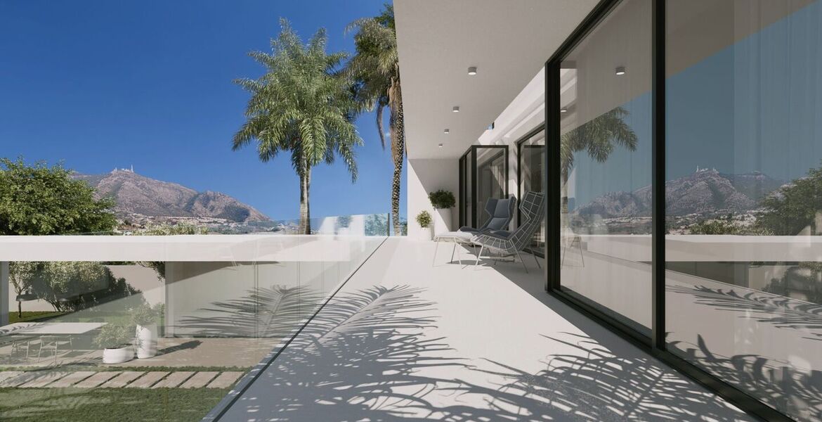 Villa for sale in Cascada de Camojan Marbella