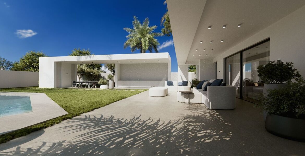 Villa for sale in Cascada de Camojan Marbella