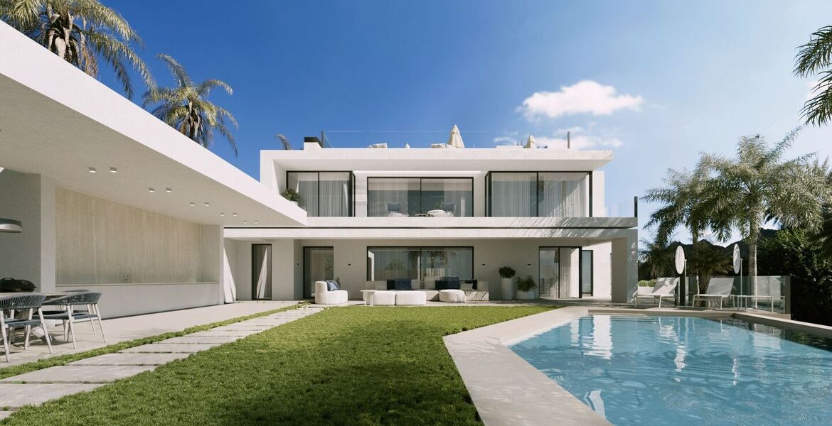 Villa for sale in Cascada de Camojan Marbella