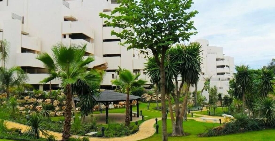 Apartment for sale in Bahia de la Plata Estepona