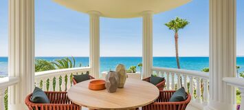 Apartment for sale in Estepona New Golden Mile