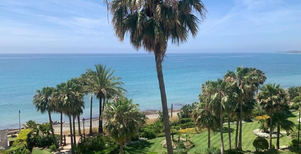 Apartment for sale in Estepona New Golden Mile