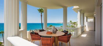 Apartment for sale in Estepona New Golden Mile