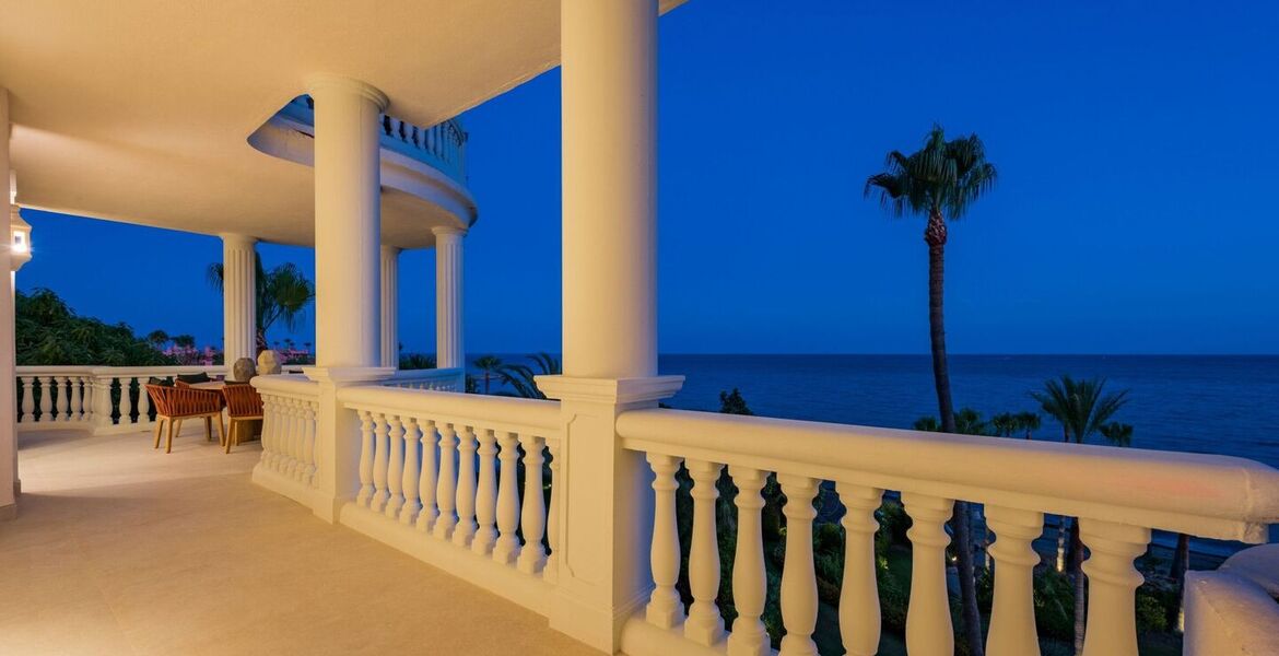Apartment for sale in Estepona New Golden Mile