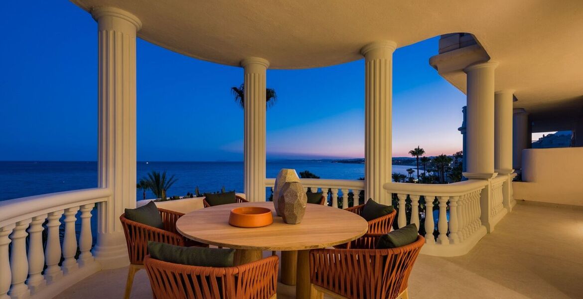 Apartment for sale in Estepona New Golden Mile