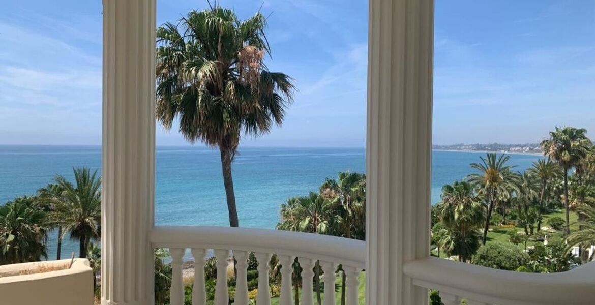 Apartment for sale in Estepona New Golden Mile