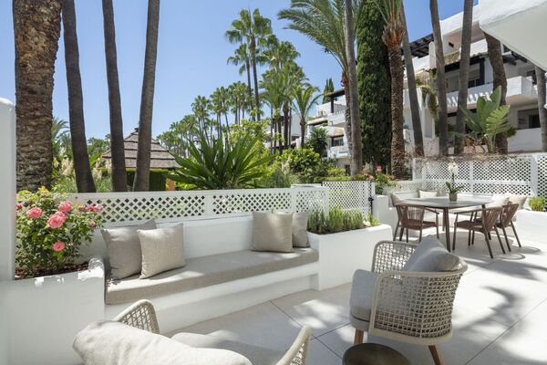 Luxury Ground Floor Apartment in Puente Romano Marbella