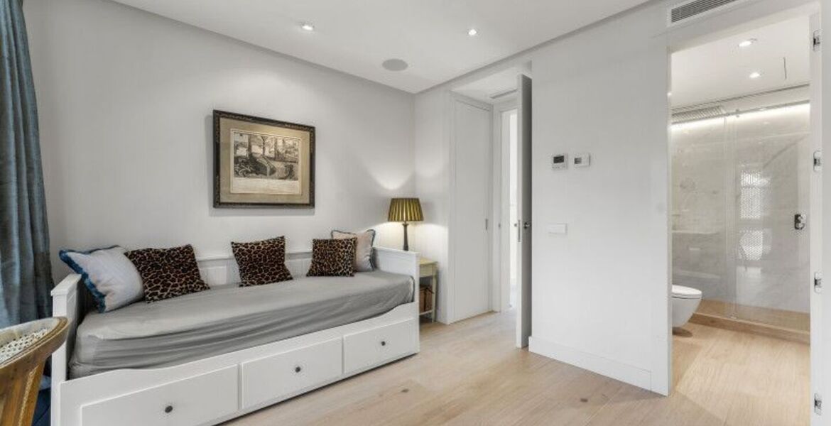 Luxury Apartment in Puente Romano Beach Resort, Marbella