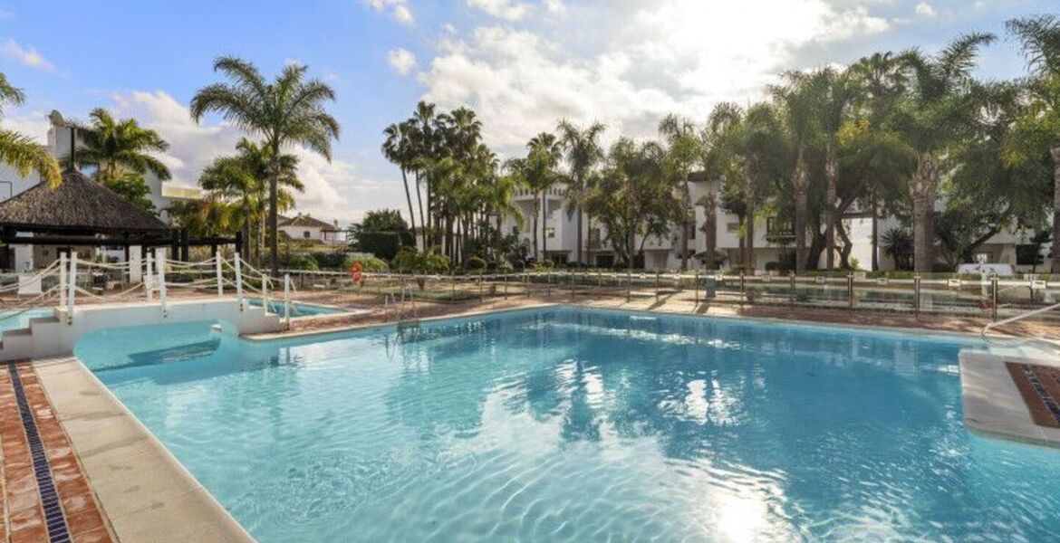 Luxury Apartment in Puente Romano Beach Resort, Marbella