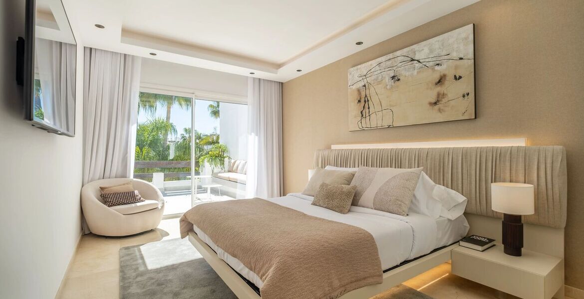 Ático dúplex de lujo frente al mar en venta