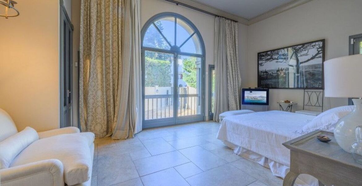Villa for sale In Puente Romano