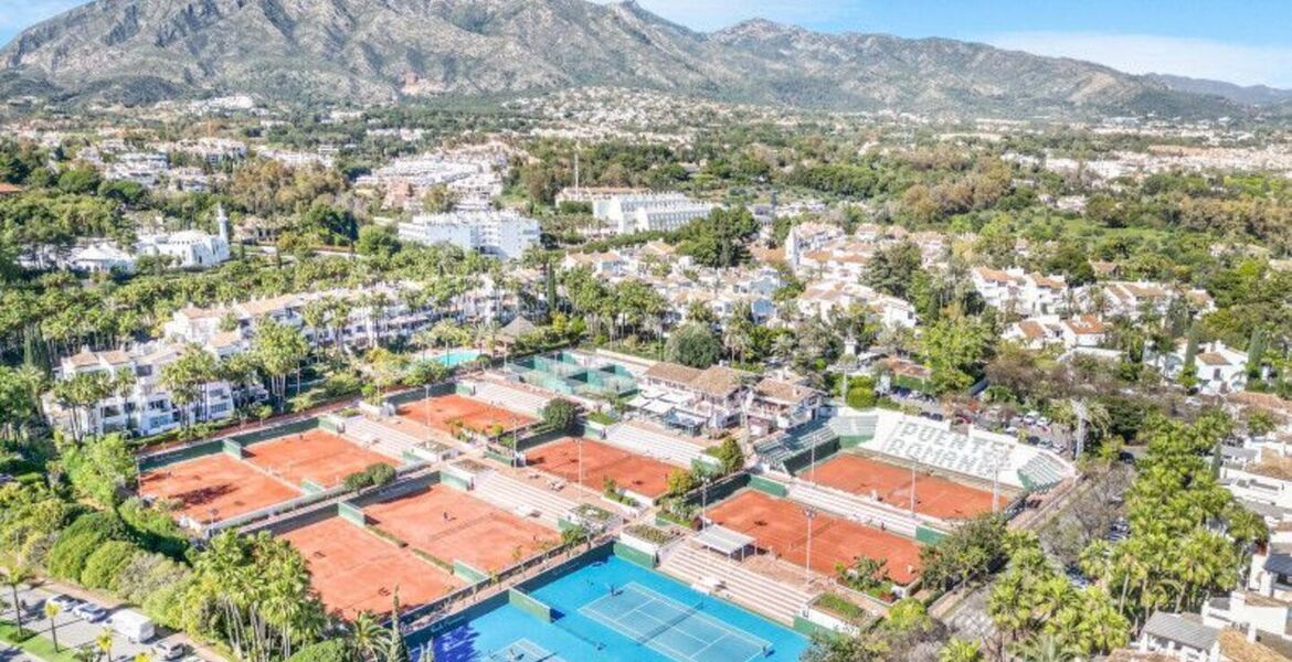 Ático dúplex en venta en Marina Puente Romano