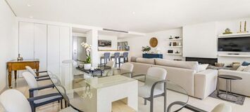 Ático dúplex en venta en Marina Puente Romano