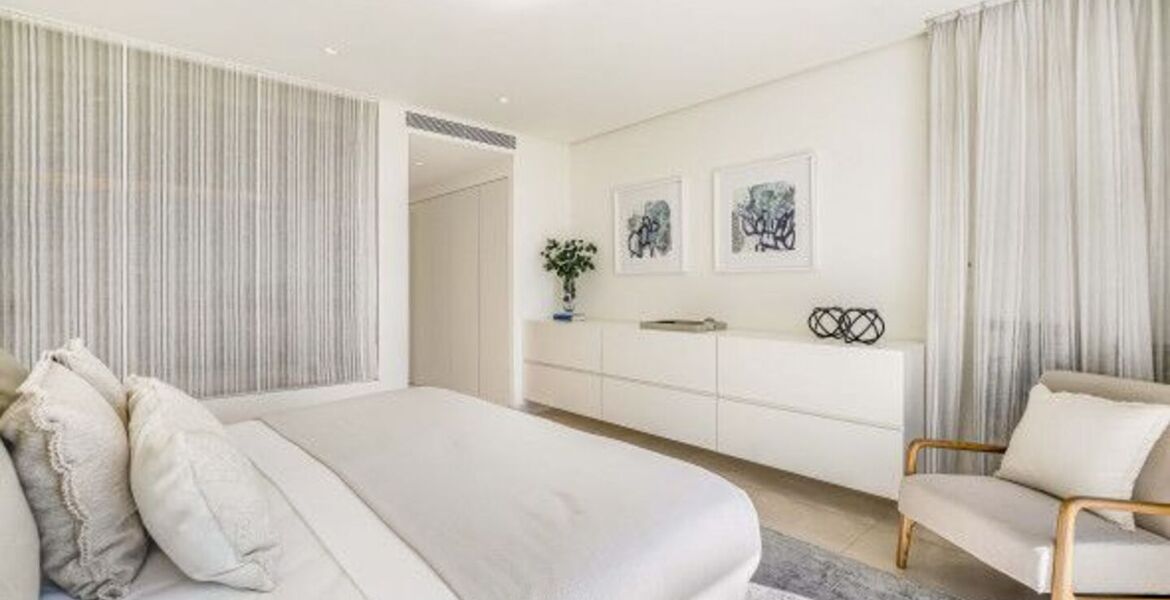 Ático dúplex en venta en Marina Puente Romano