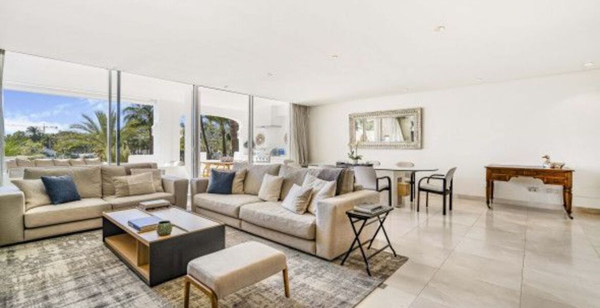 Ático dúplex en venta en Marina Puente Romano