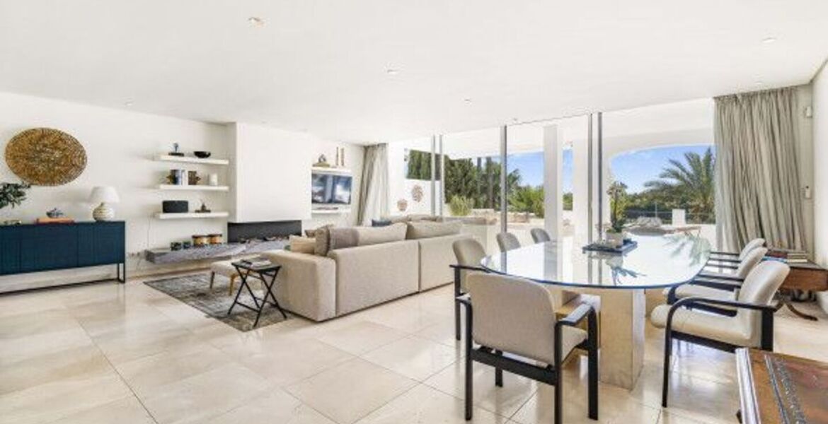 Ático dúplex en venta en Marina Puente Romano