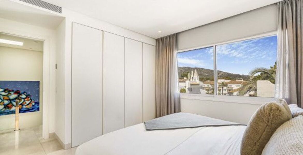 Ático dúplex en venta en Marina Puente Romano
