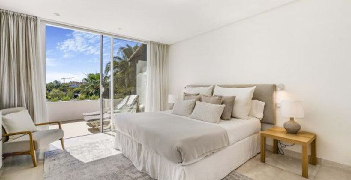 Ático dúplex en venta en Marina Puente Romano