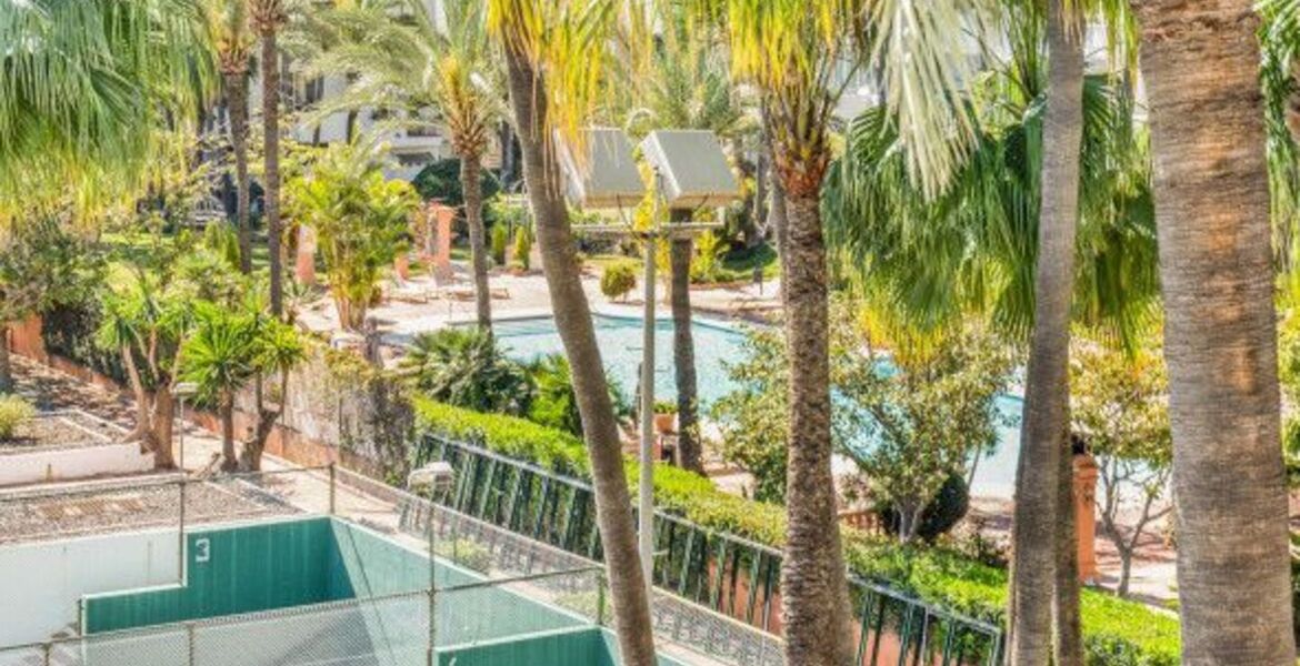 Ático dúplex en venta en Marina Puente Romano